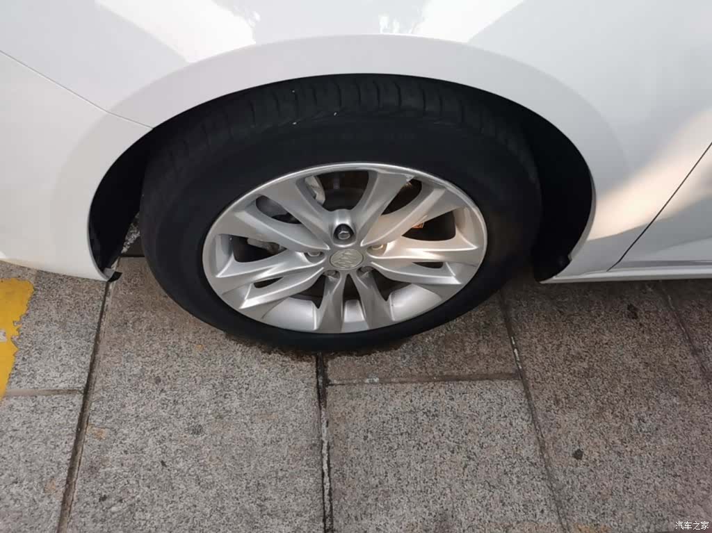 Buick Verano, 2018 23