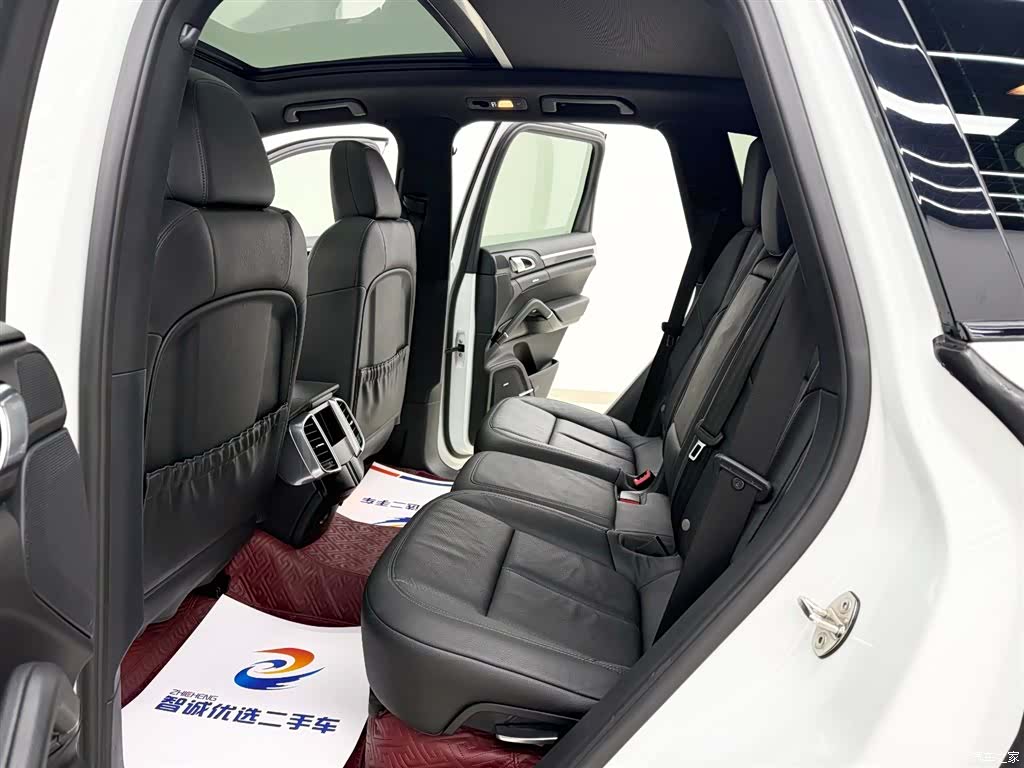 Porsche Cayenne, 2015 все фото