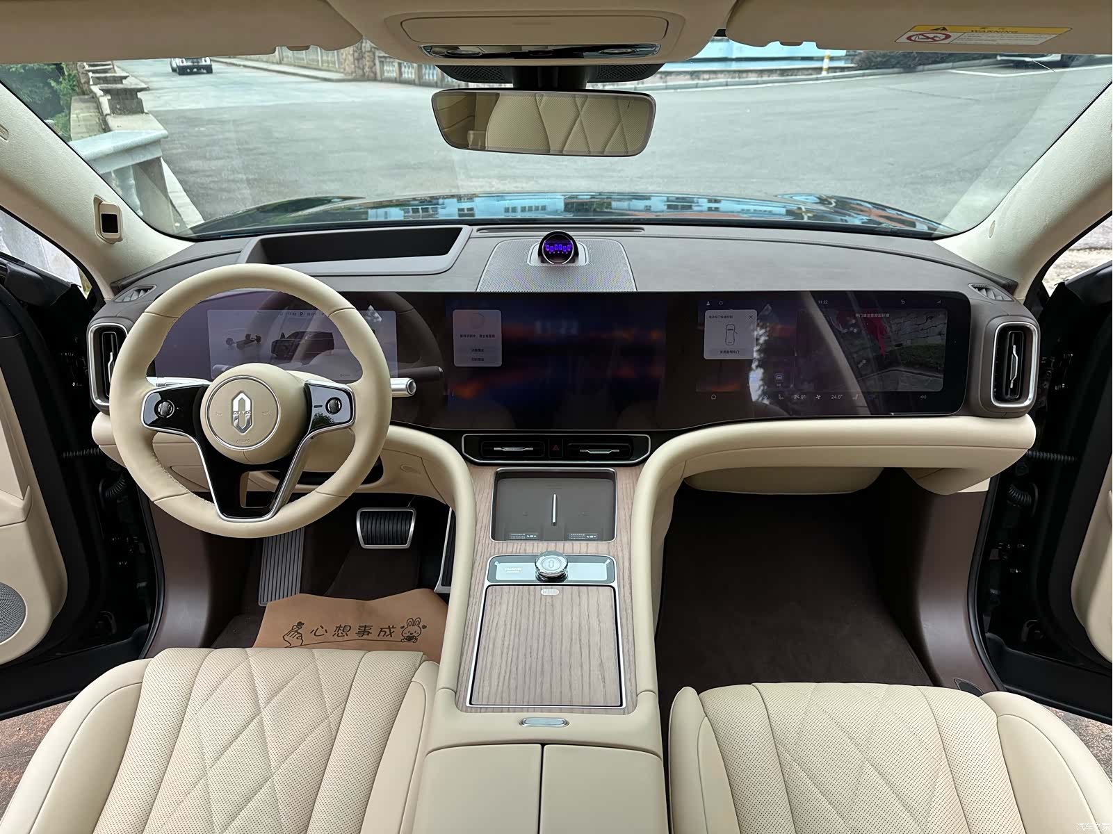 AITO M9, 2024 все фото