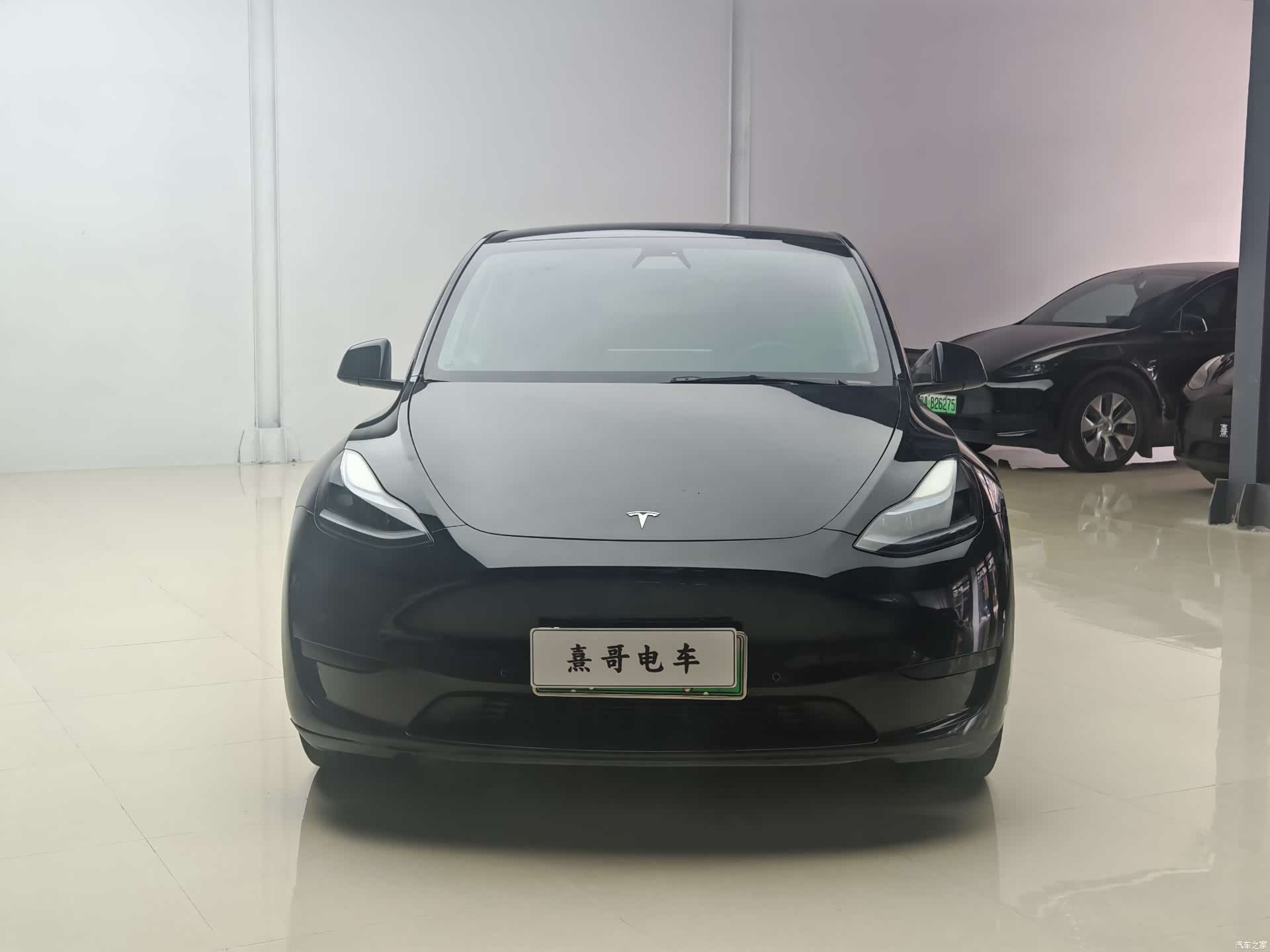 Tesla Model Y, 2022 2