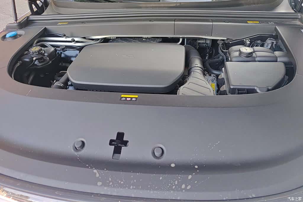 Li Auto L6, 2025 10