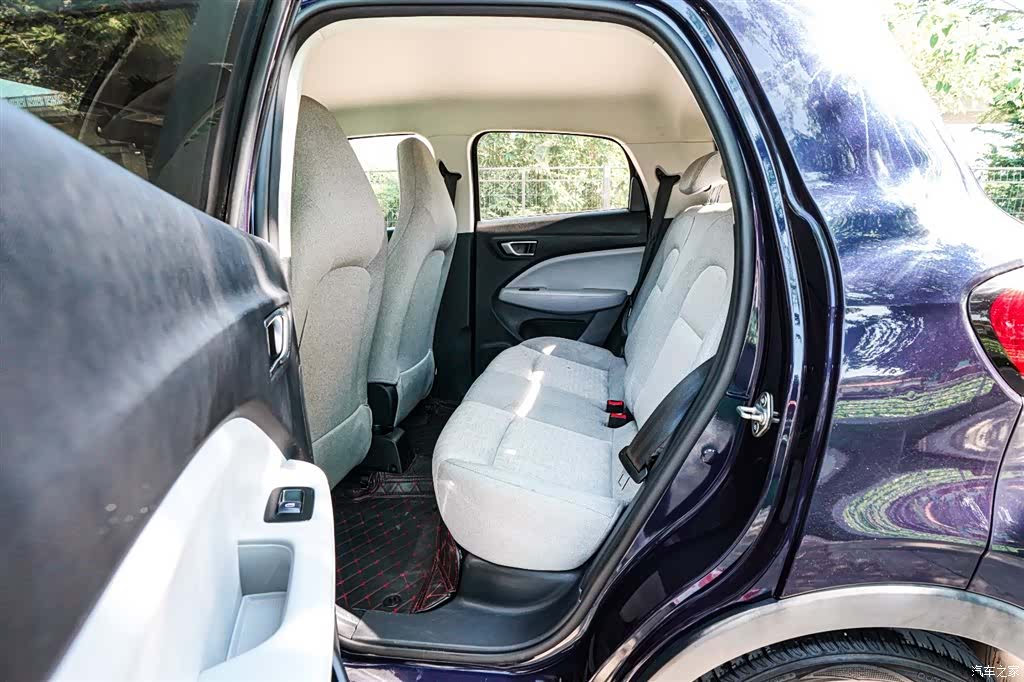 Leapmotor T03, 2022 15