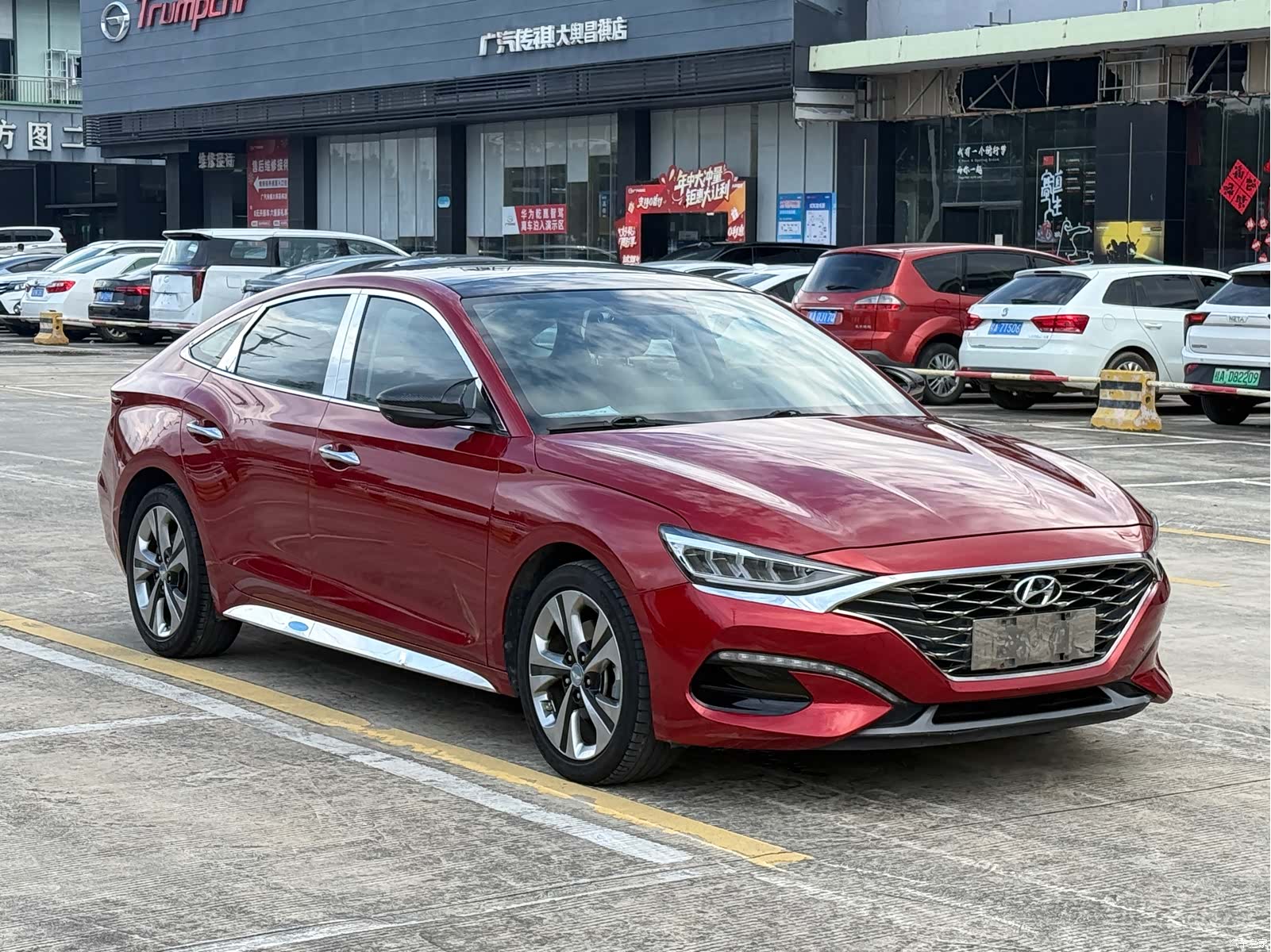 Hyundai Lafesta, 2019 3