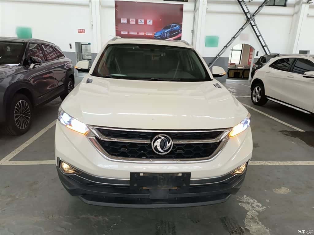 DongFeng AX7, 2019 3