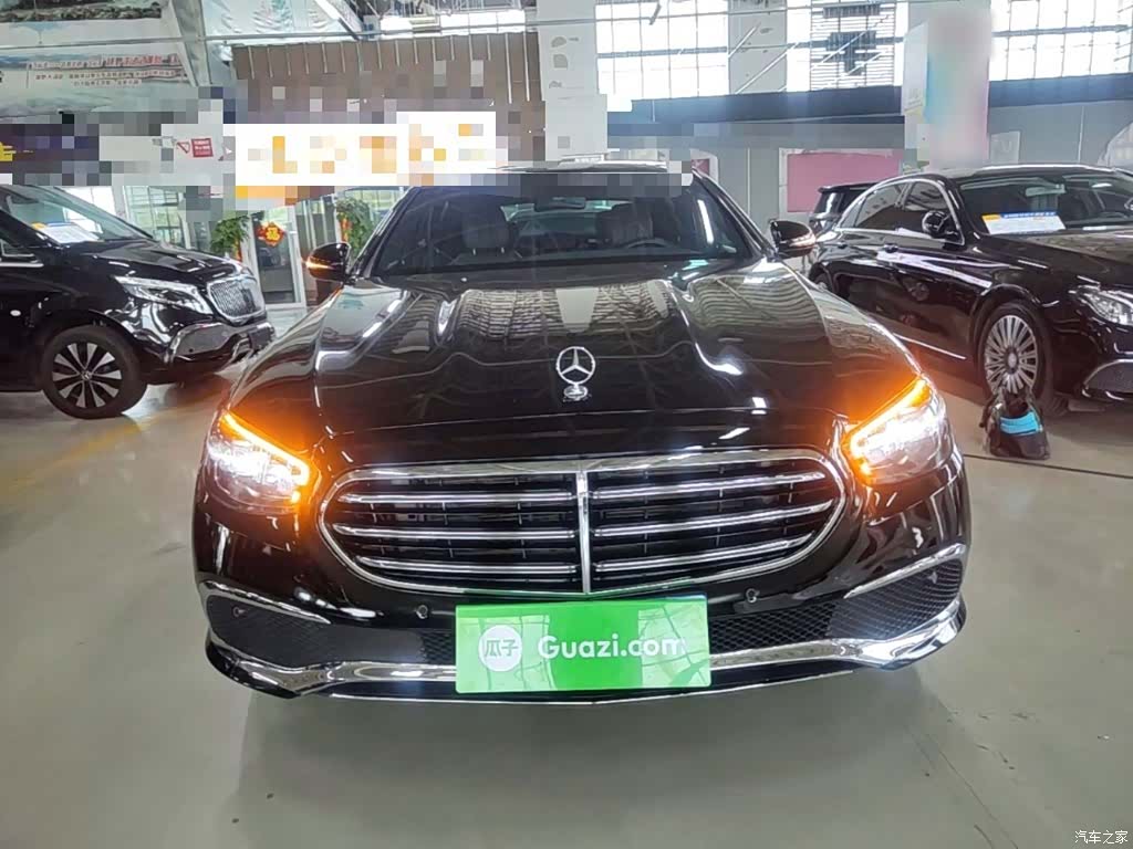 Mercedes-Benz E-Class, 2023 3