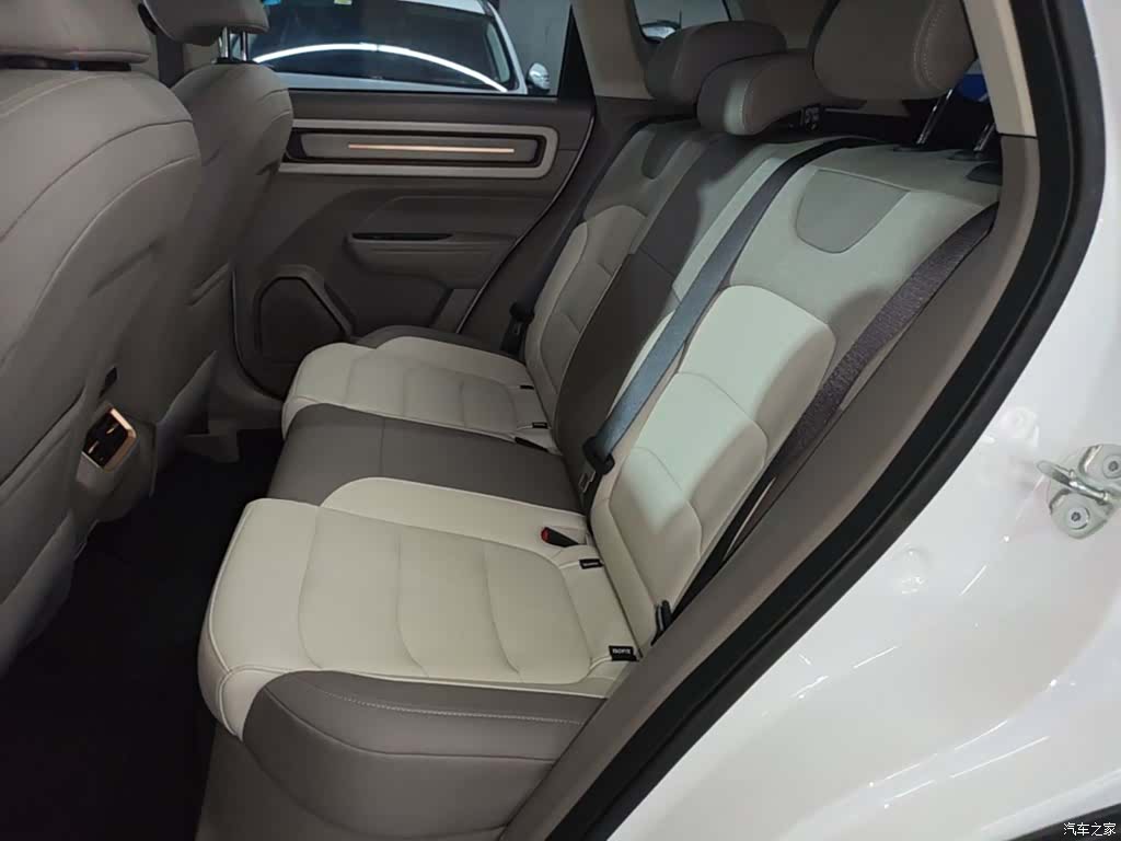 Geely Icon, 2025 17