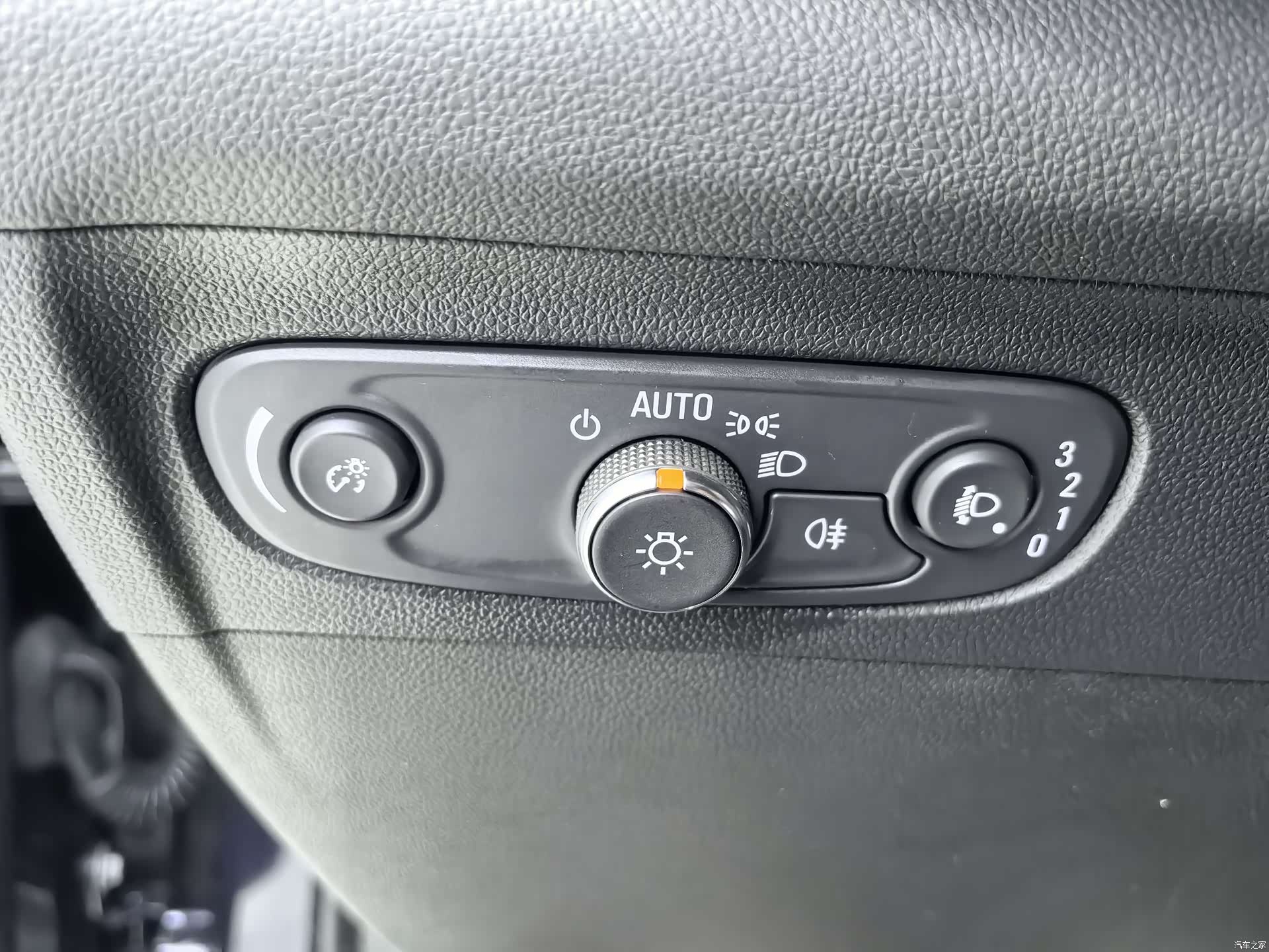 Buick Envision Plus, 2023 21