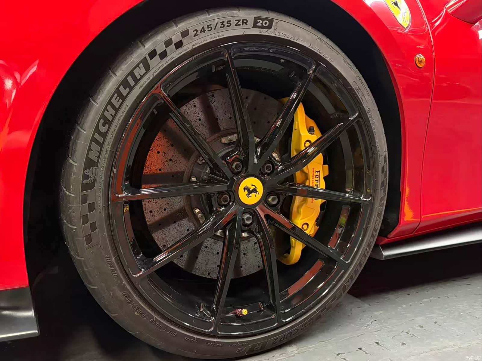Ferrari 488, 2020 16