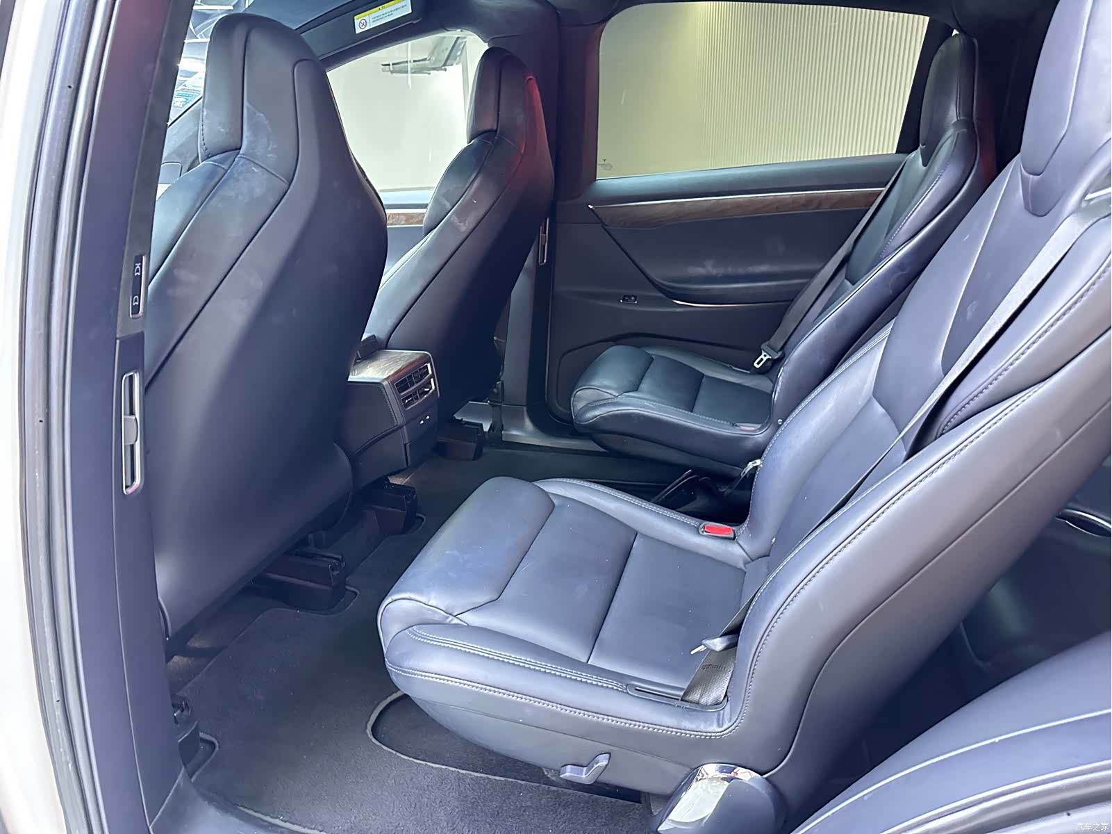 Tesla Model X, 2018 7