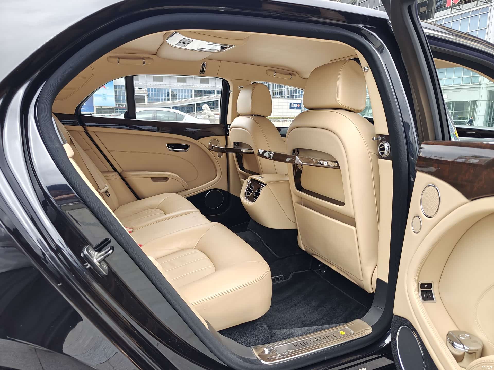 Bentley Mulsanne, 2013 20