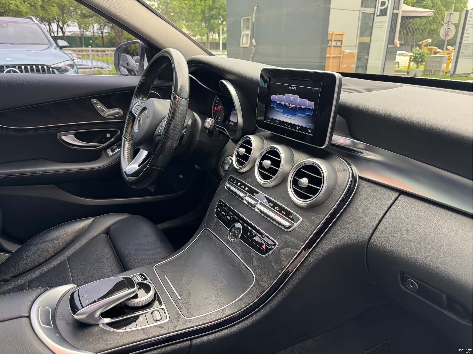 Mercedes-Benz C-Class, 2016 12