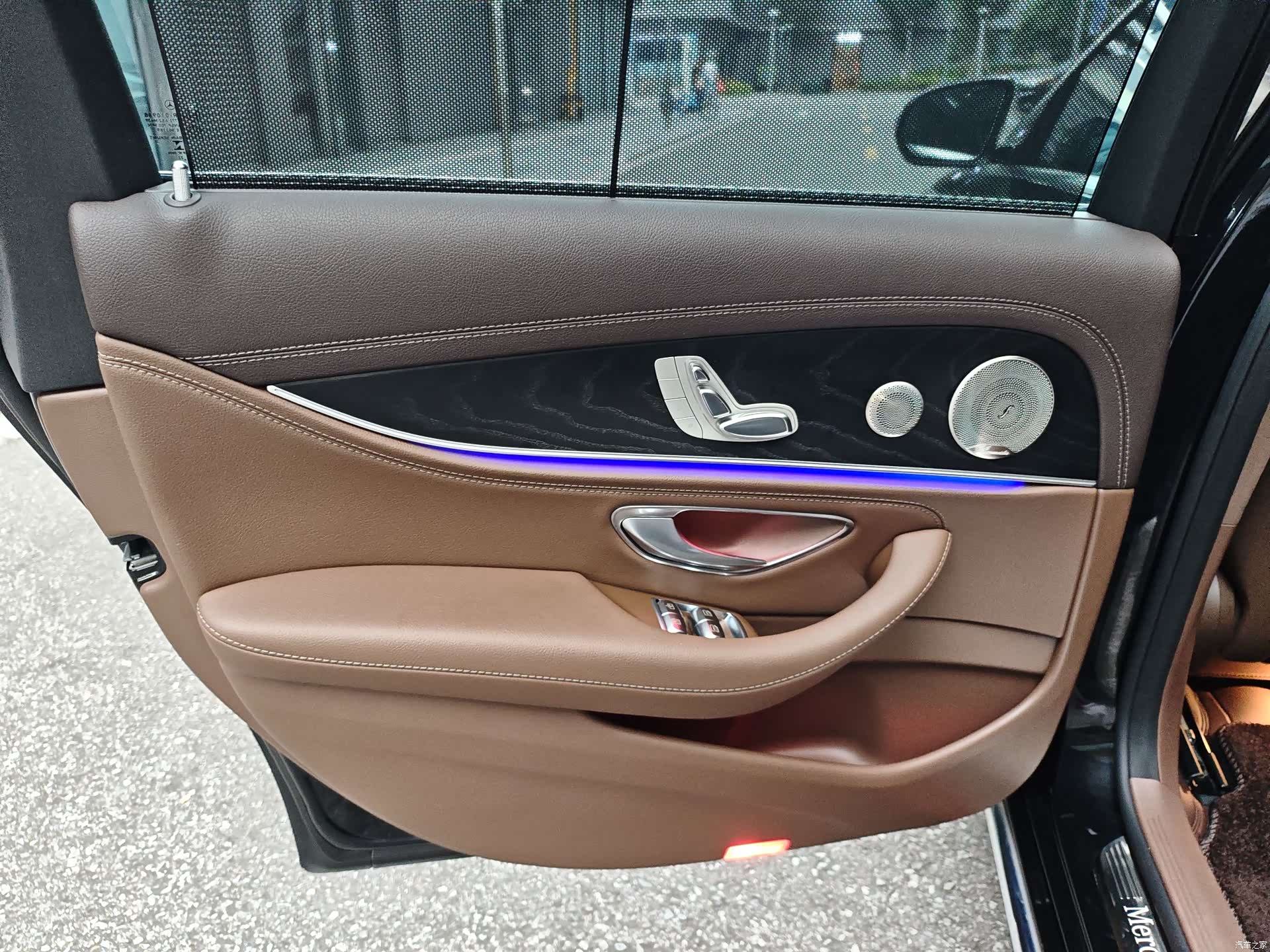 Mercedes-Benz E-Class, 2021 12