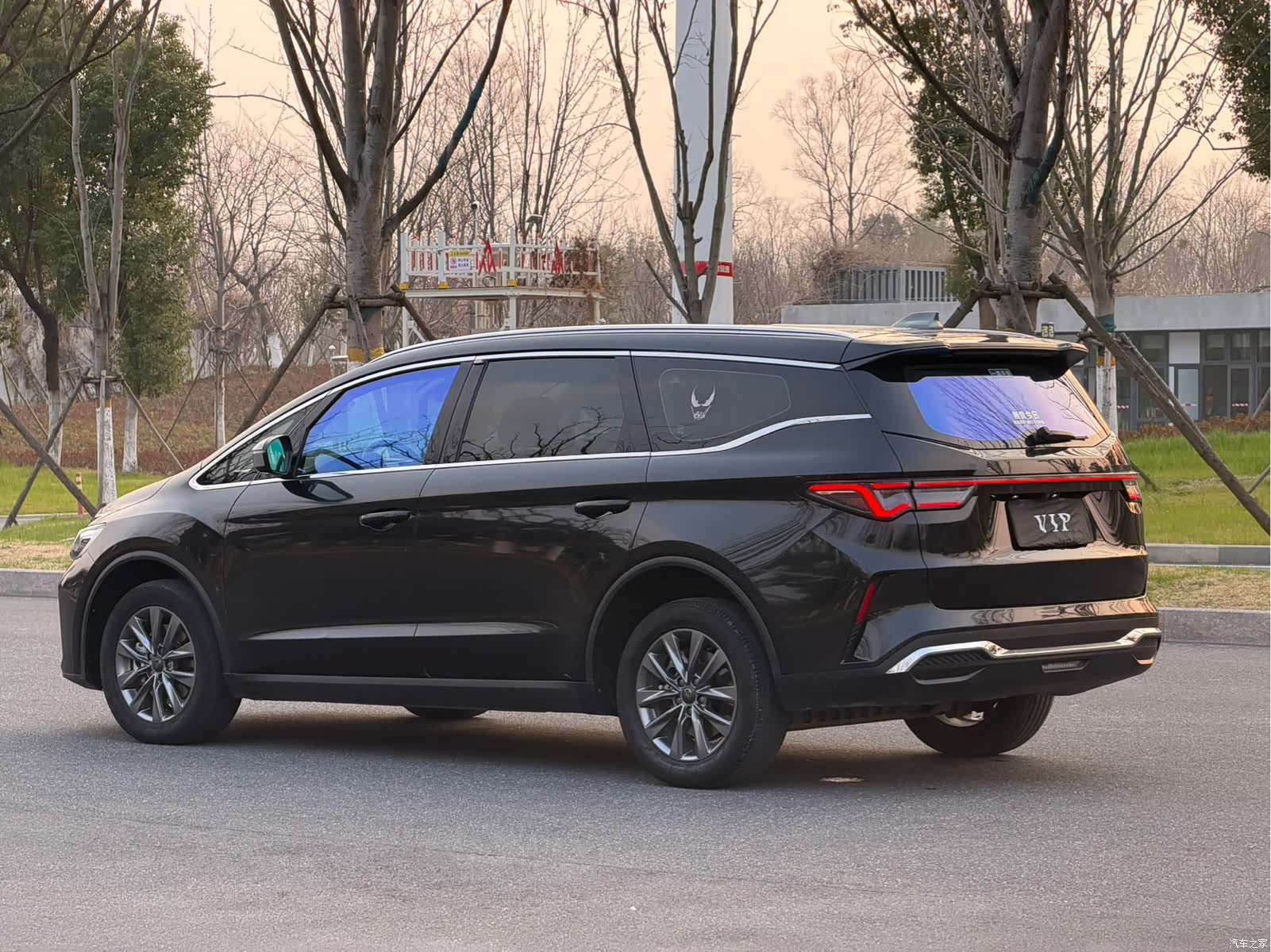 Geely Jiaji, 2023 4