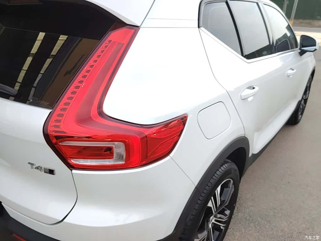 Volvo XC40, 2019 8