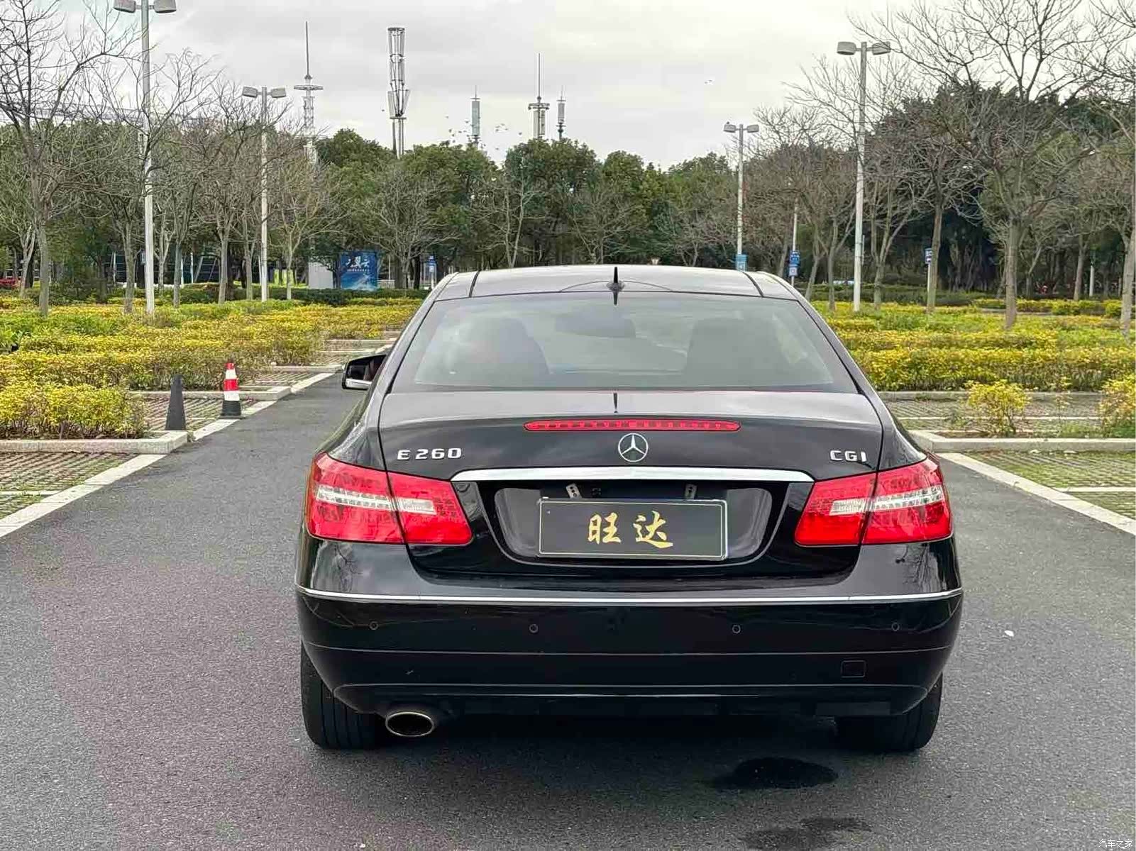 Mercedes-Benz E-Class, 2011 8