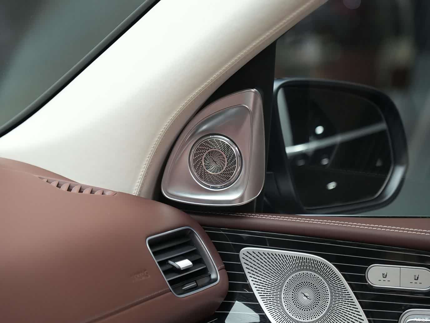 Maybach GLS, 2024 18