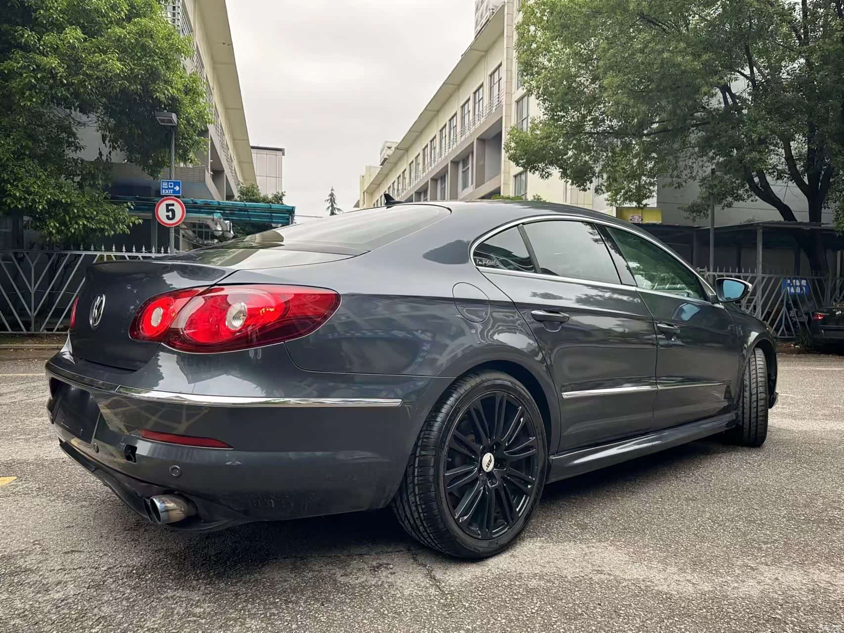 Volkswagen CC, 2011 14