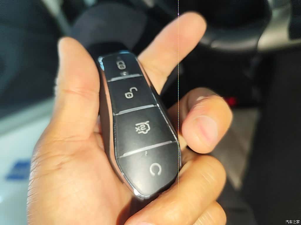 BYD Dolphin, 2022 9
