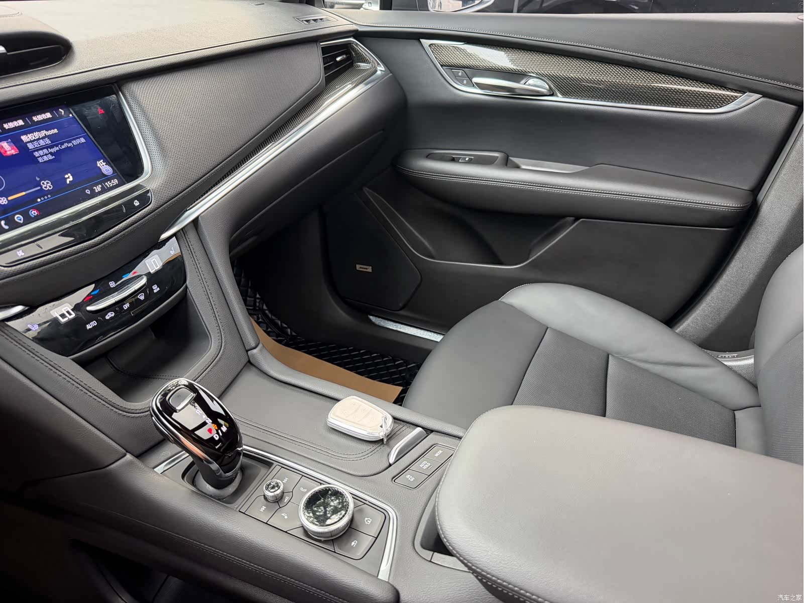 Cadillac XT5, 2022 11