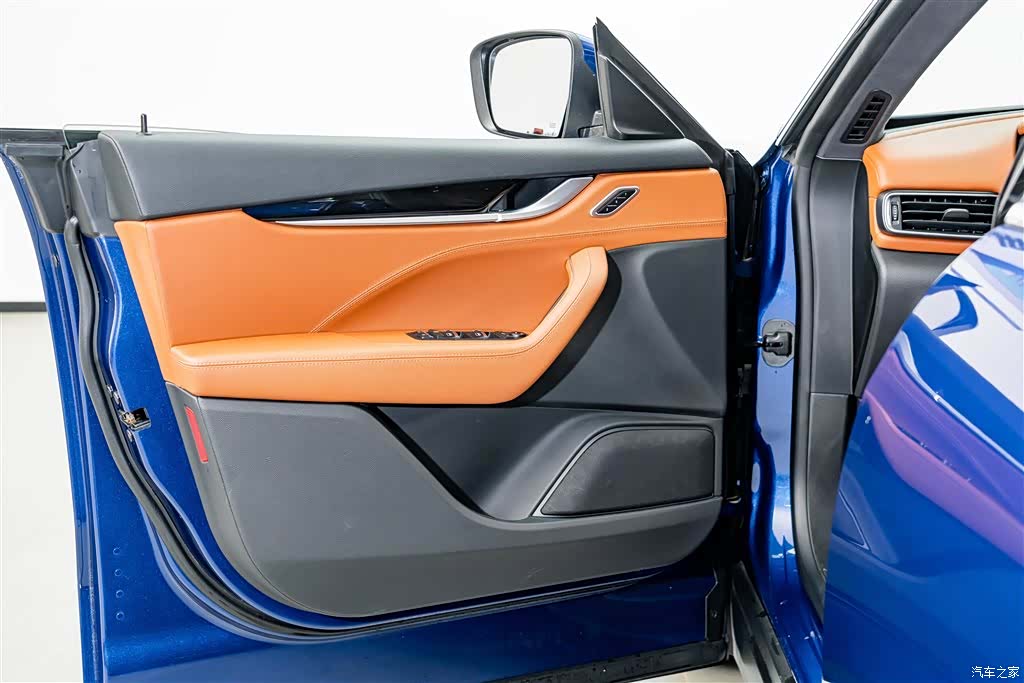 Maserati Levante, 2021 16