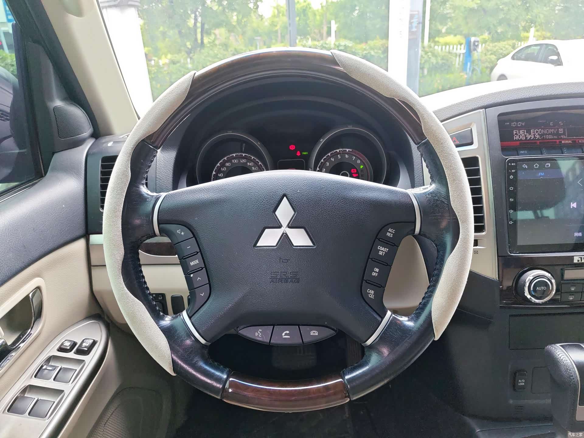 Mitsubishi Pajero, 2019 13