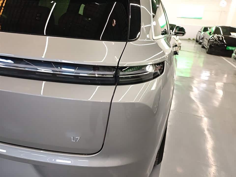 Li Auto Ideal L7