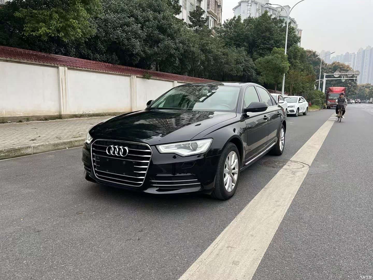 Audi A6L, 2012 1