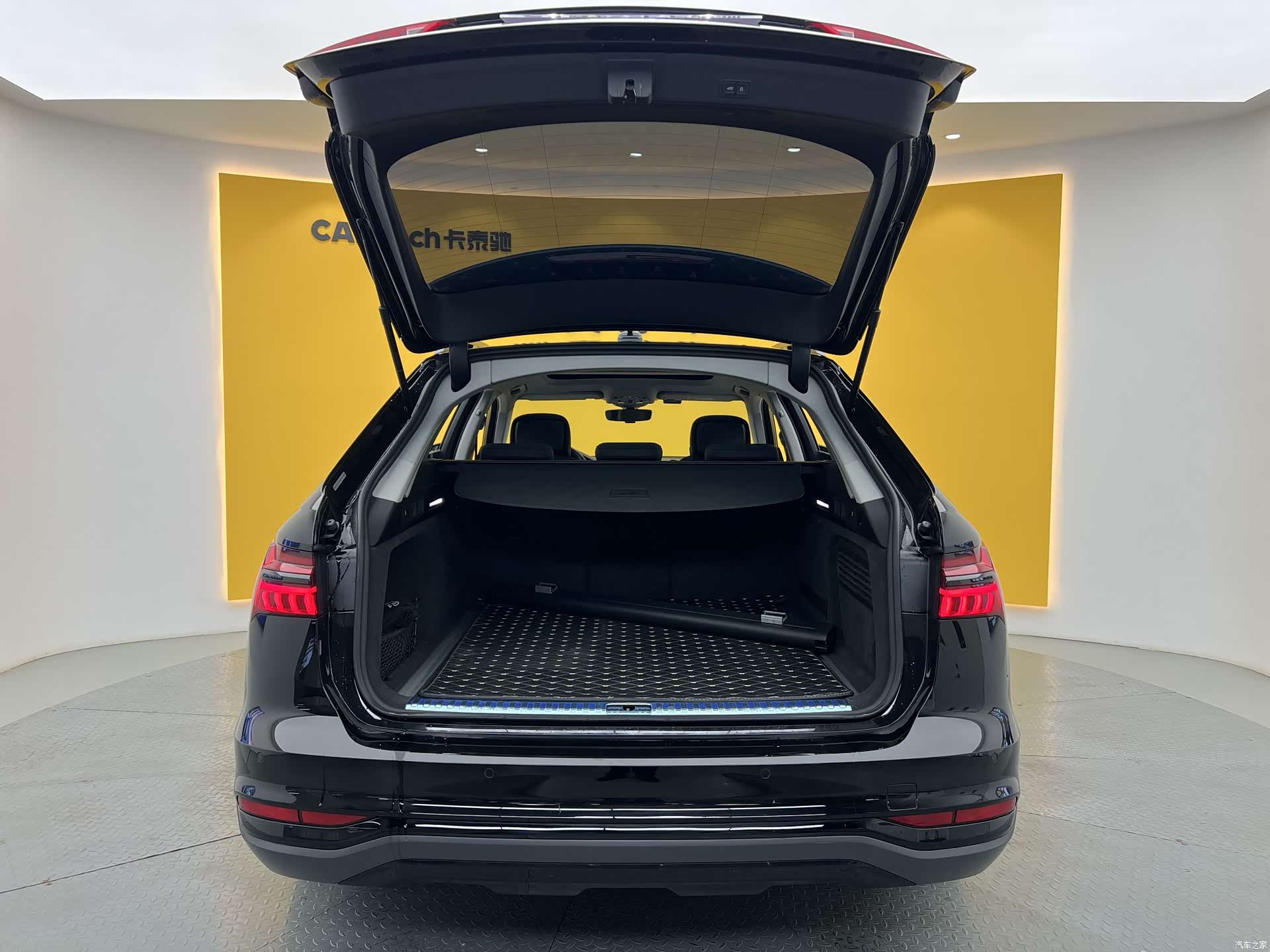 Audi A6, 2020 27