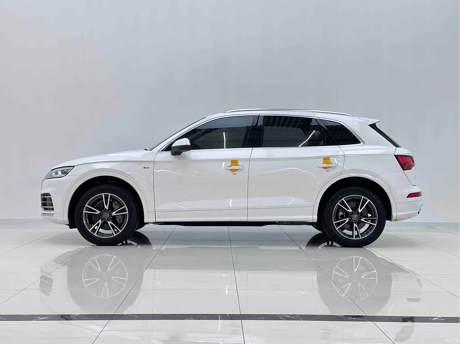 Audi Q5L, 2021 6