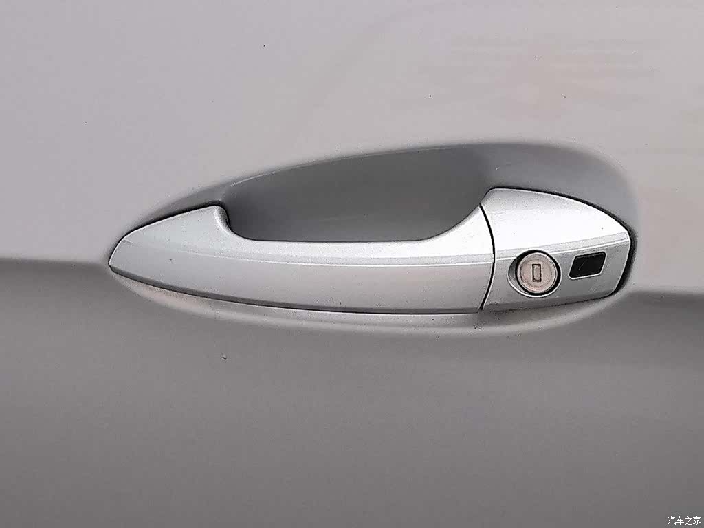 Mercedes-Benz E-Class, 2010 18