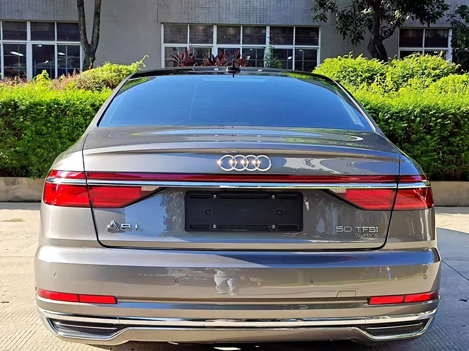 Audi A8 Audi A8