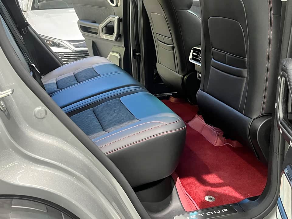 Jetour Jet Traveler C-DM