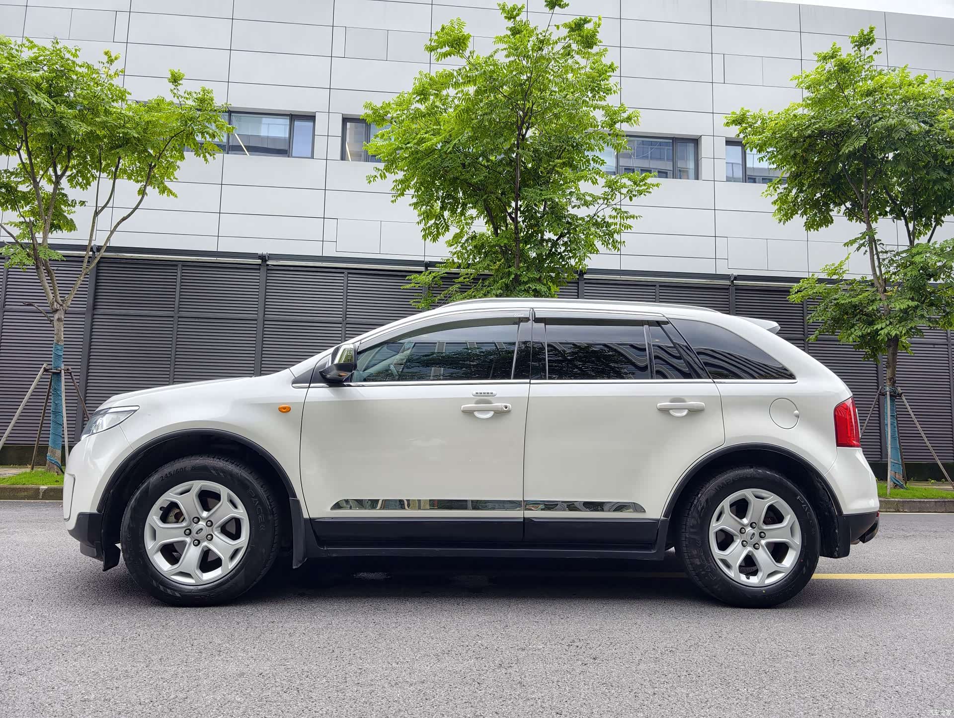Ford Edge, 2013 20