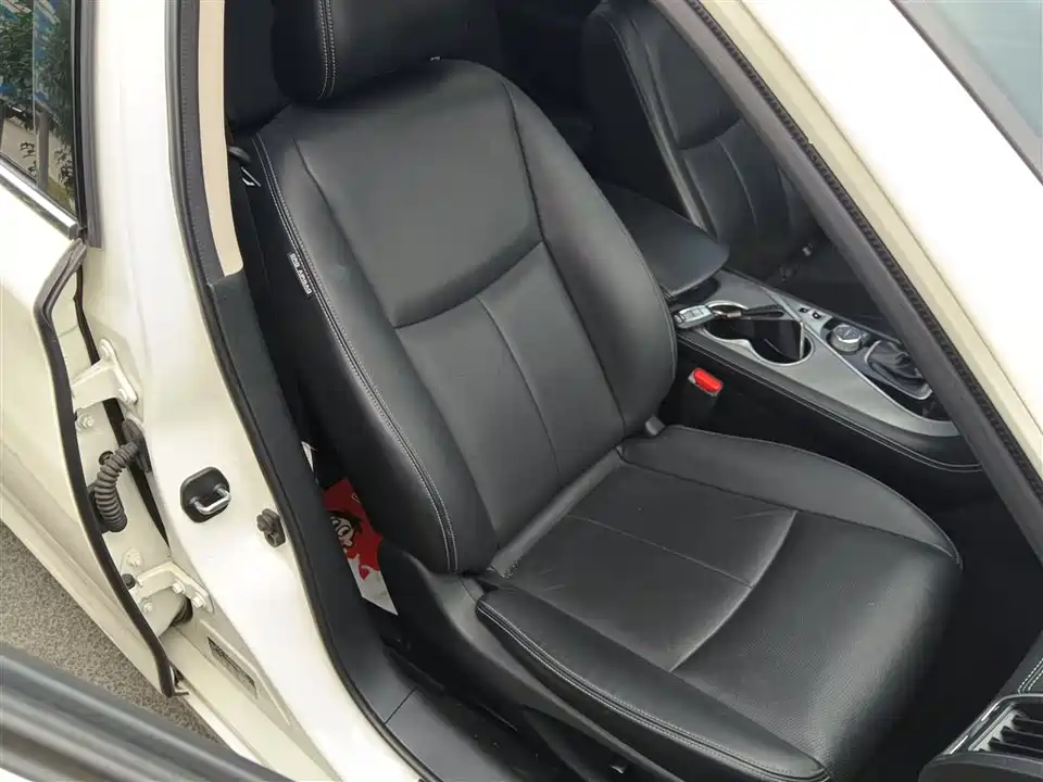Infiniti Q50L Infiniti Q50L