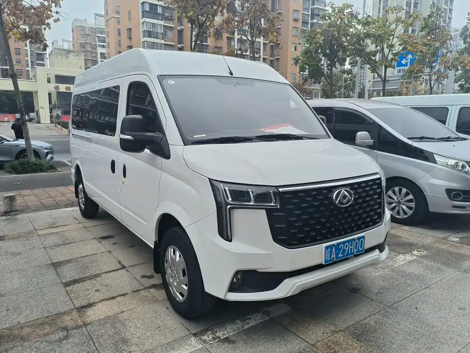 MAXUS Xintu V80