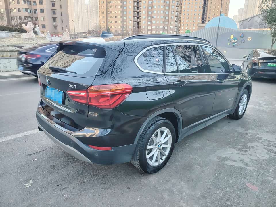 BMW X1