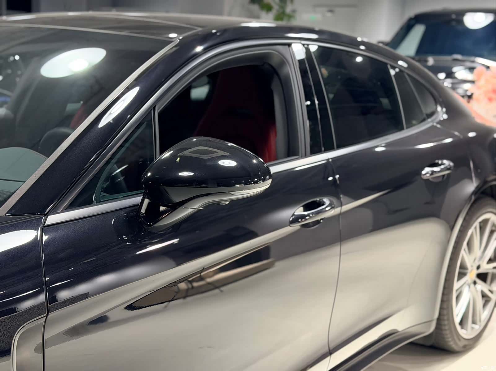 Porsche Panamera, 2022 все фото