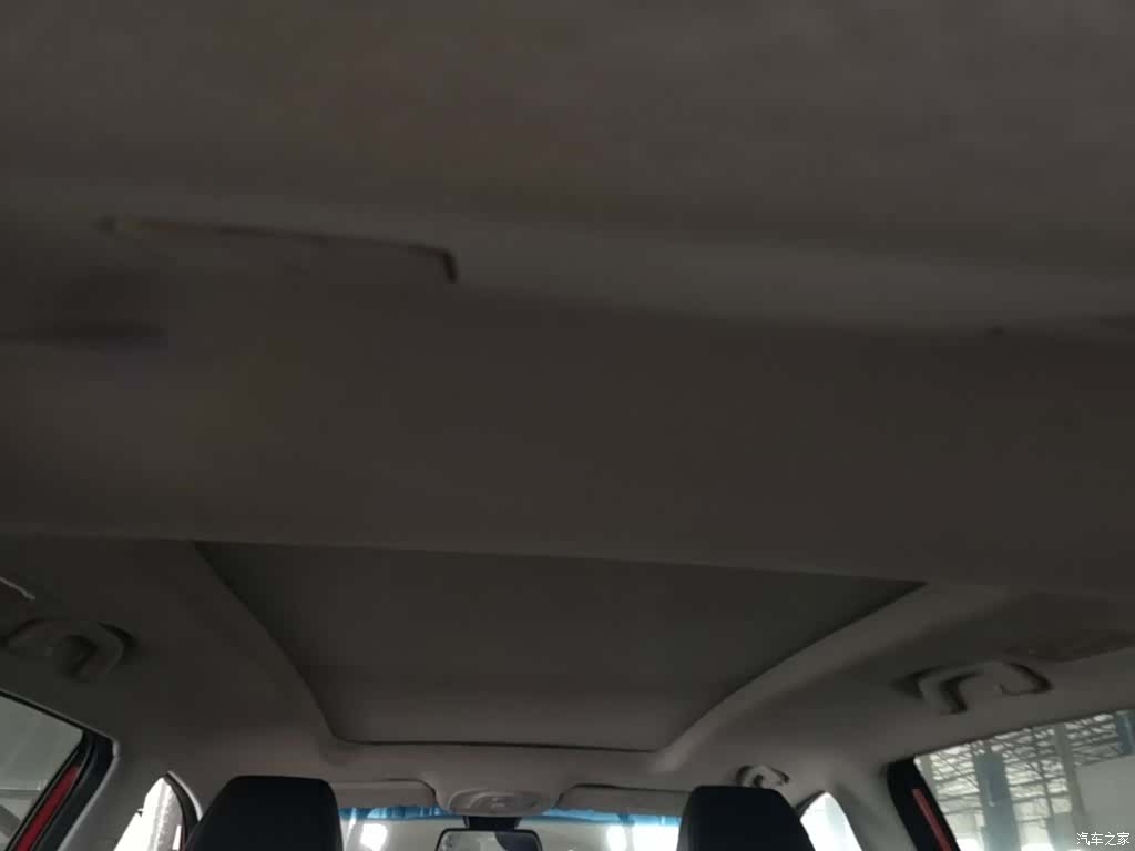Wuling 530, 2018 18