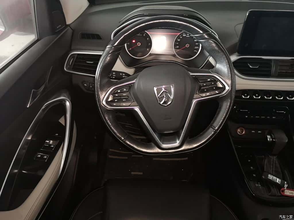 Wuling 530, 2018 11
