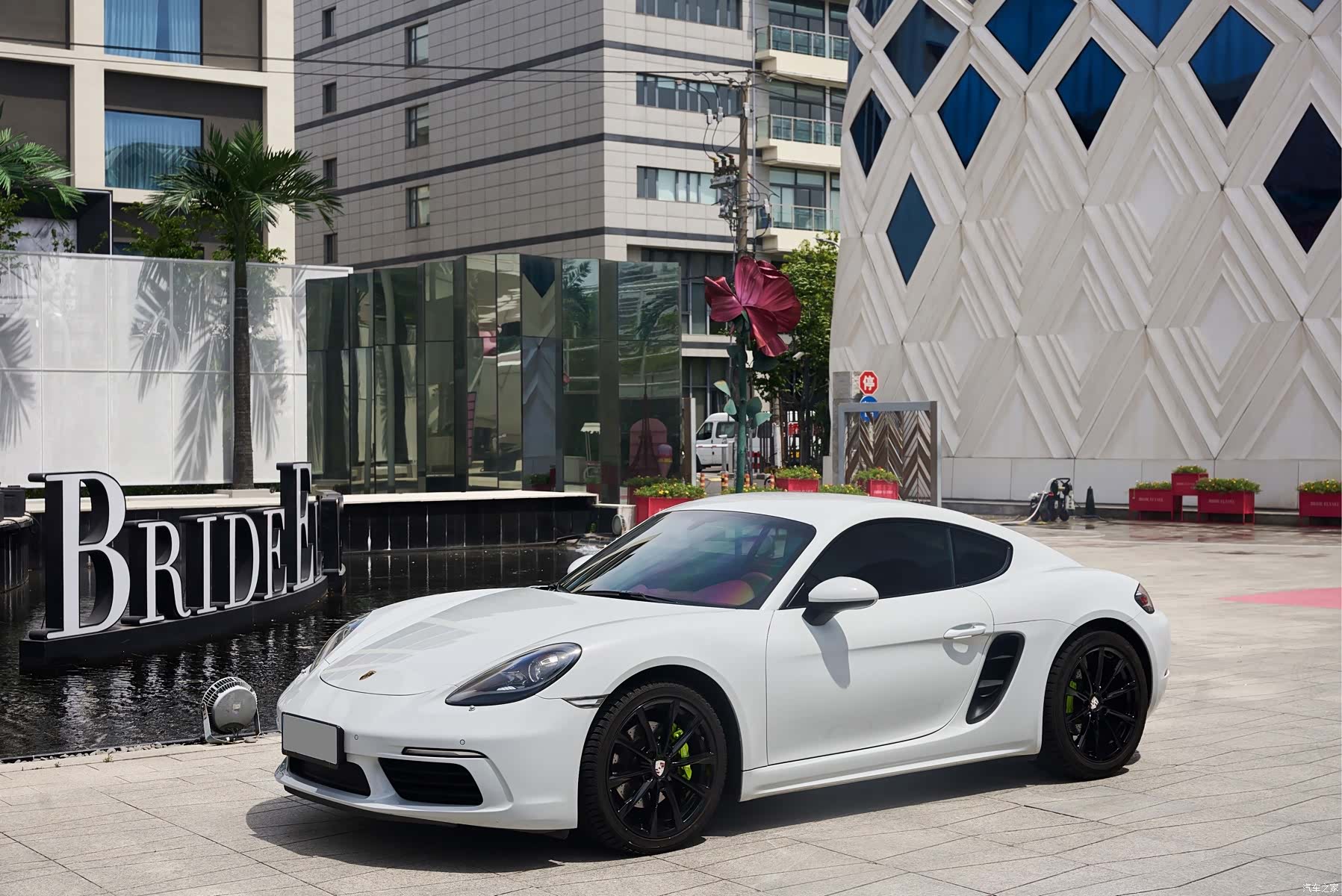 Porsche Cayman, 2018 1