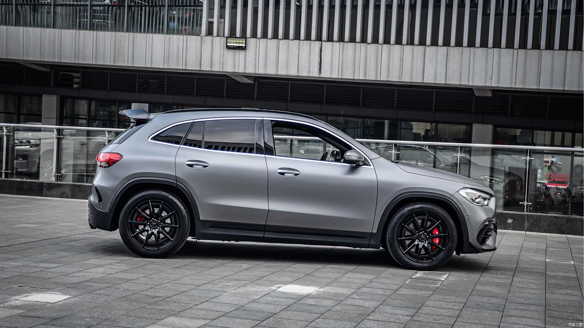Mercedes-Benz GLA, 2022 24