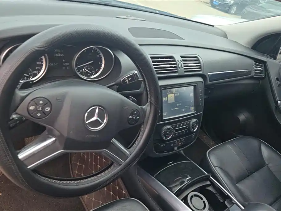 Mercedes-Benz R-class