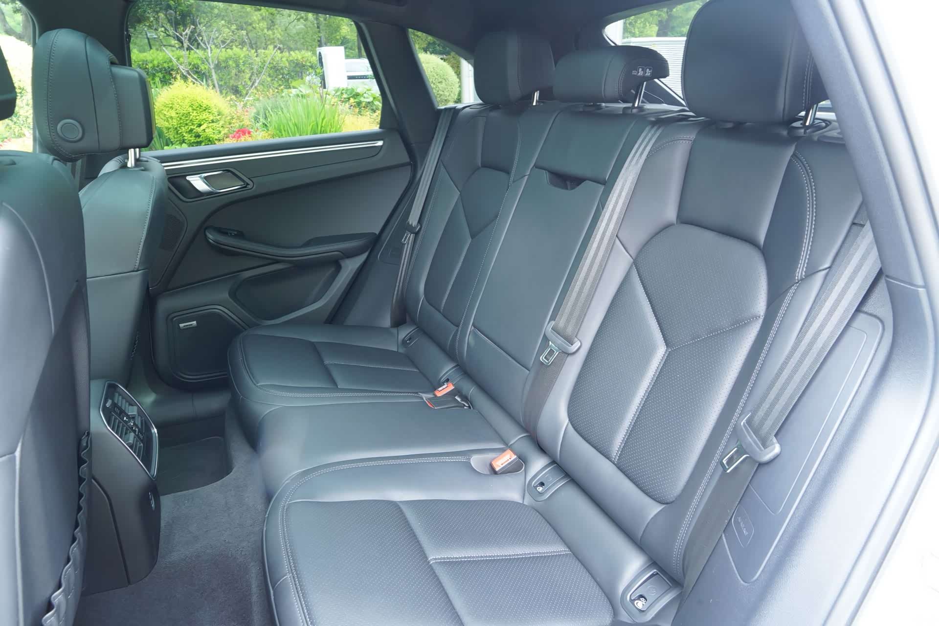 Porsche Macan, 2024 12