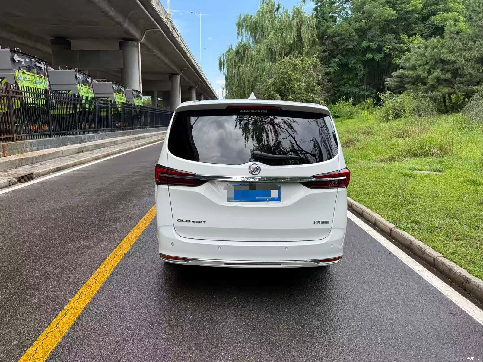 Buick GL8, 2020 все фото