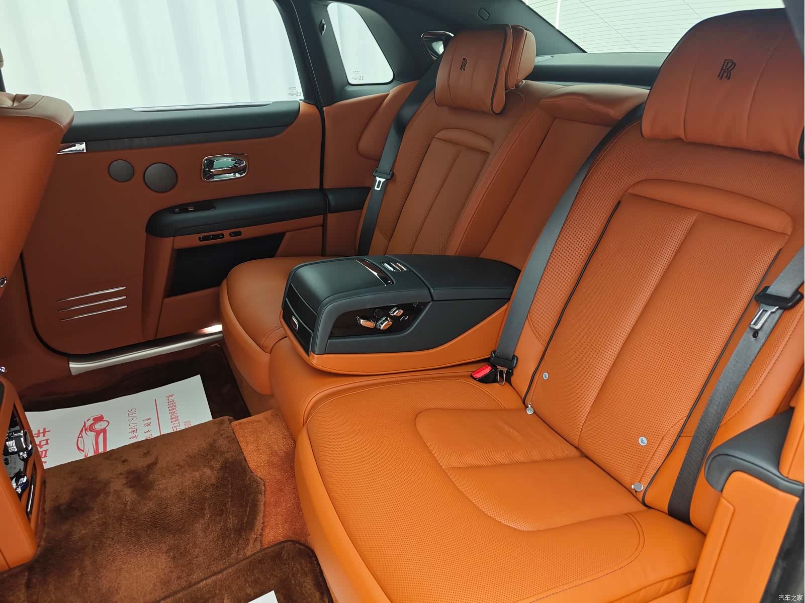 Rolls-Royce Ghost, 2021 6