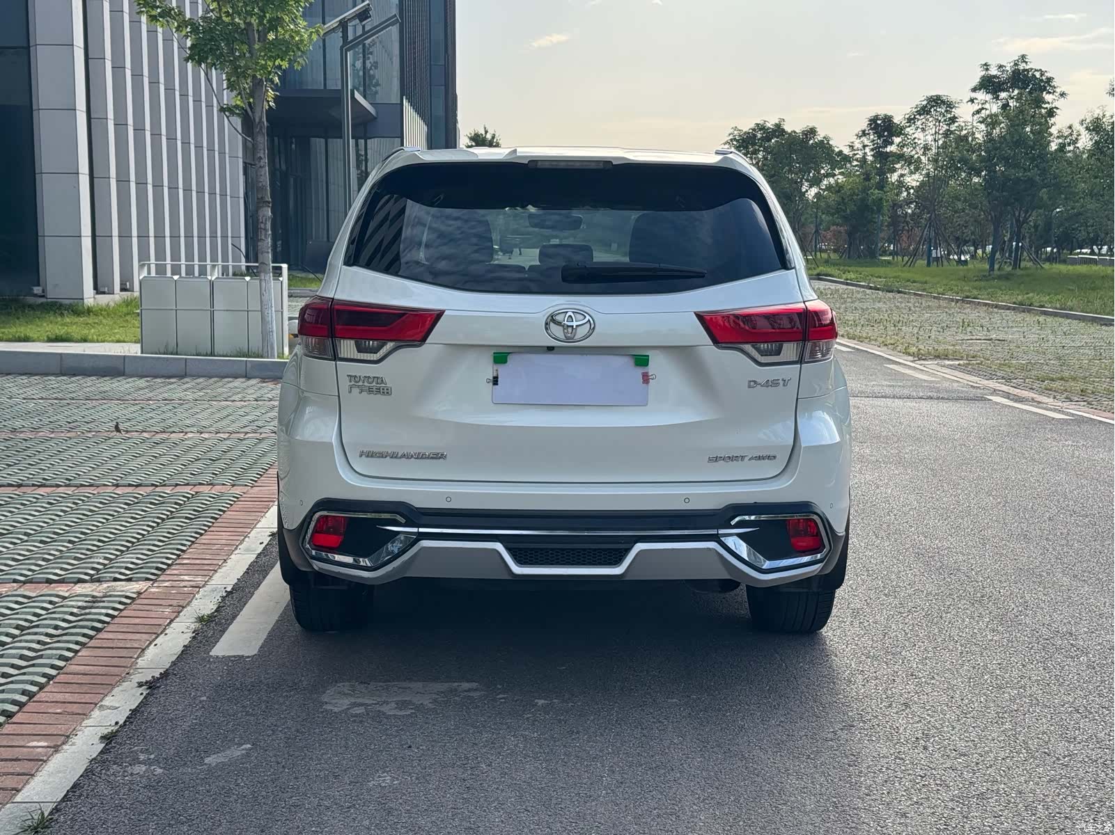 Toyota Highlander, 2018 все фото
