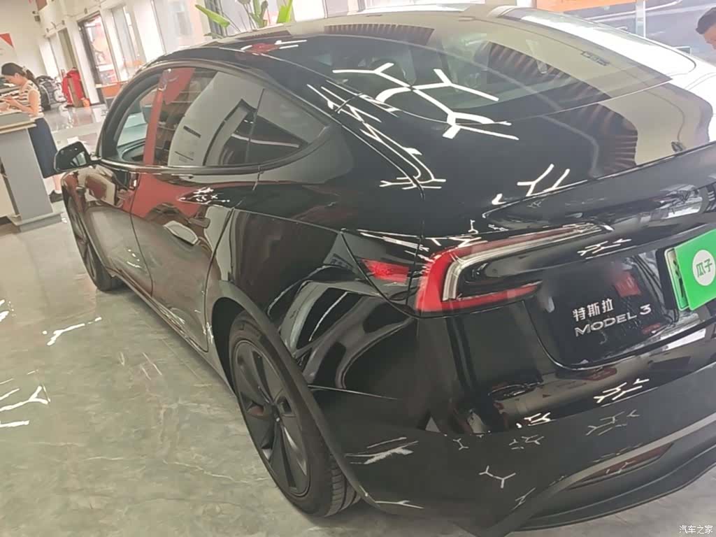 Tesla Model 3, 2024 все фото