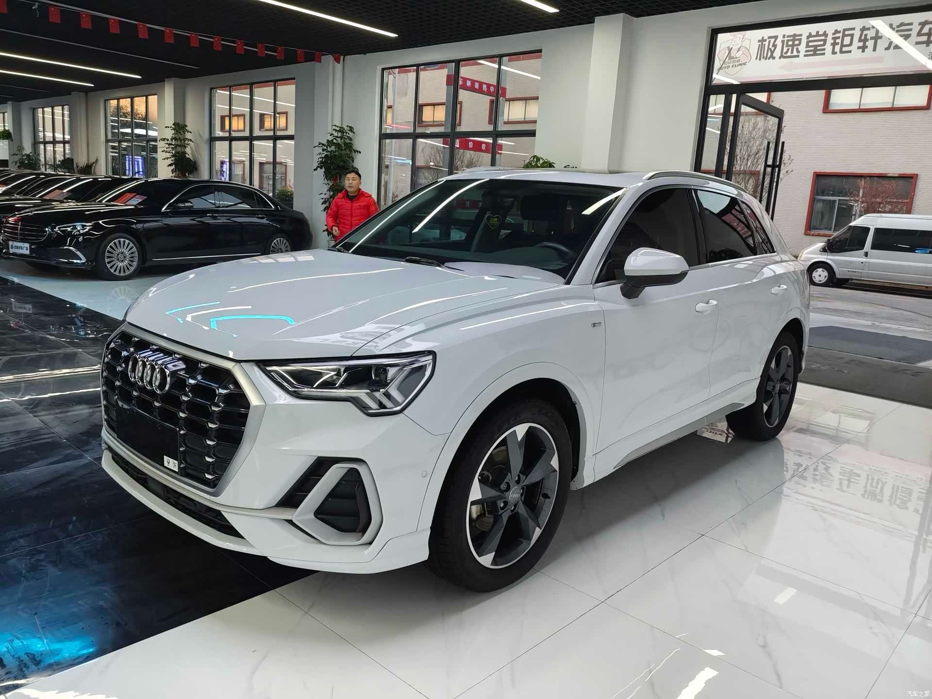 Audi Q3, 2021 1