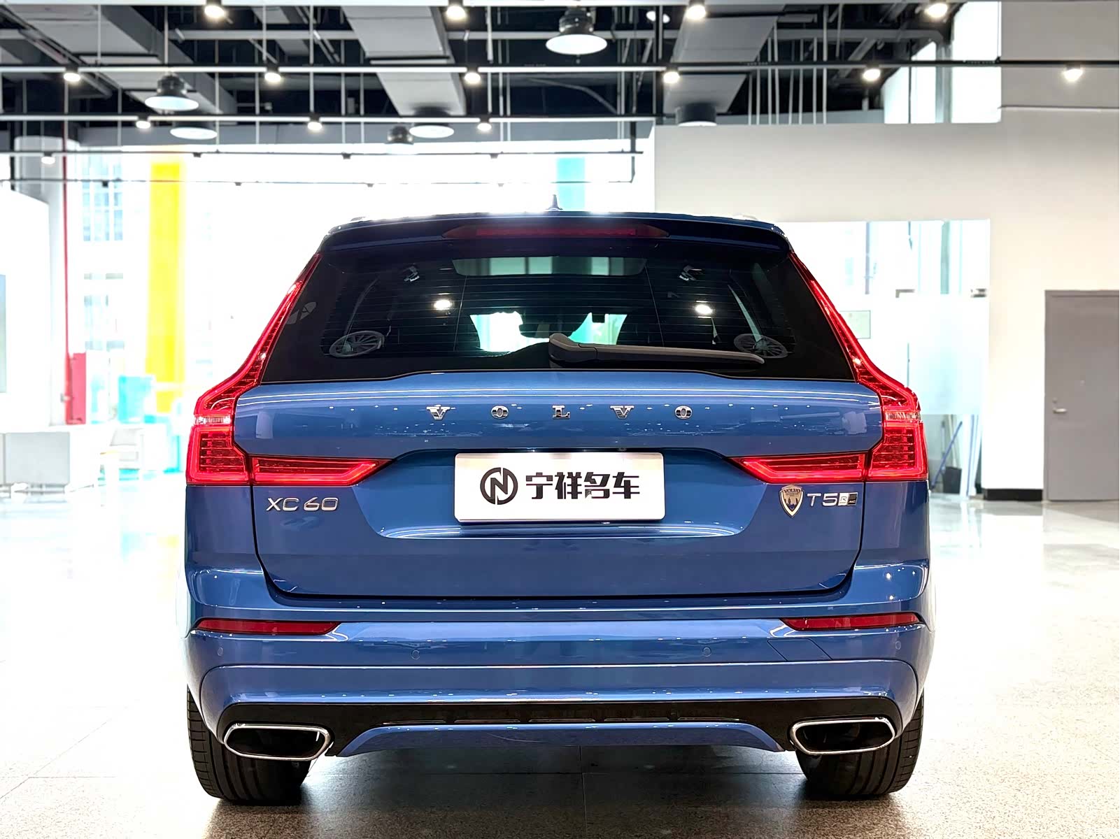 Volvo XC60, 2018 все фото