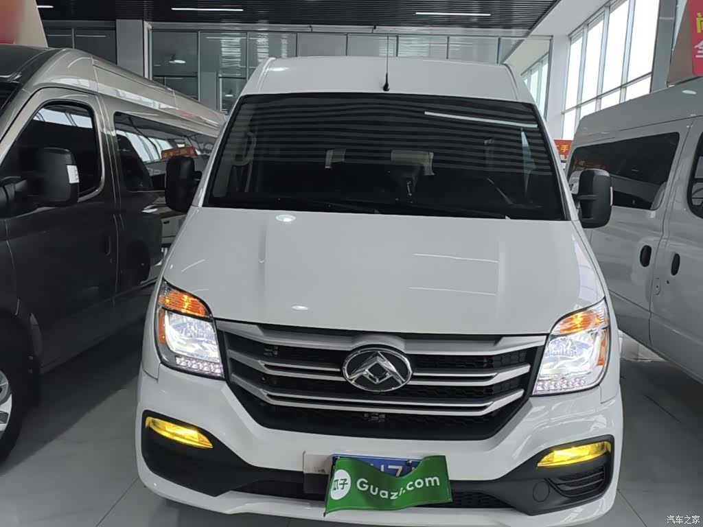 Maxus V80, 2024 3